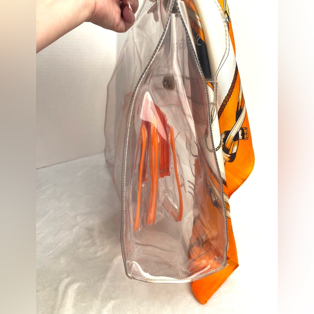 HERMES Vinyl Kelly Exhibition Tote Bag - Picture 5 of 13